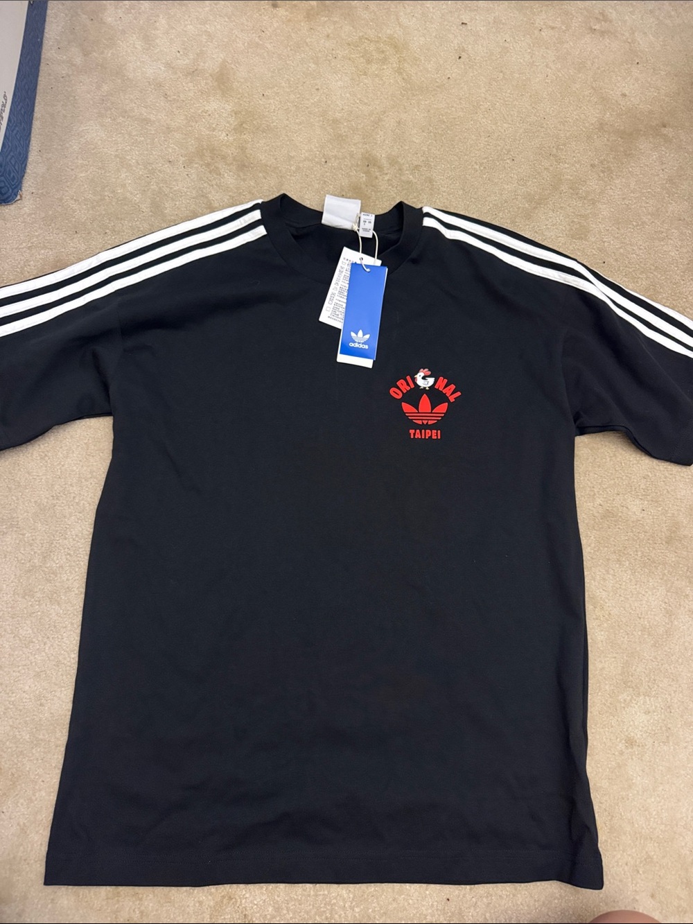 Adidas Taipei Taiwan fried chicken black Shoulder Stripes
